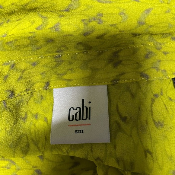 Cabi ruffle front chartreuse yellow green career wear tank small reign blouse - Picture 4 of 9